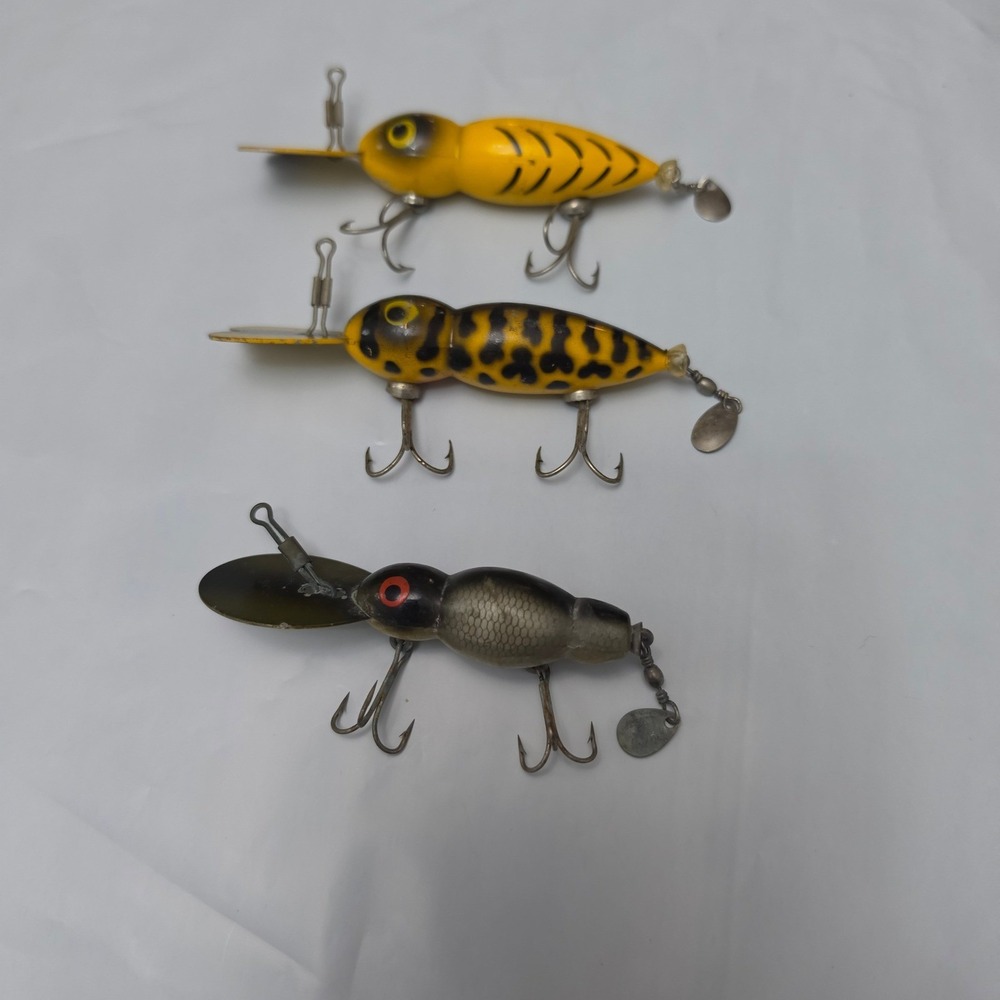 Whopper Stopper Bomber Fishing Lures Yellow Hellbender & Waterdog 3pc